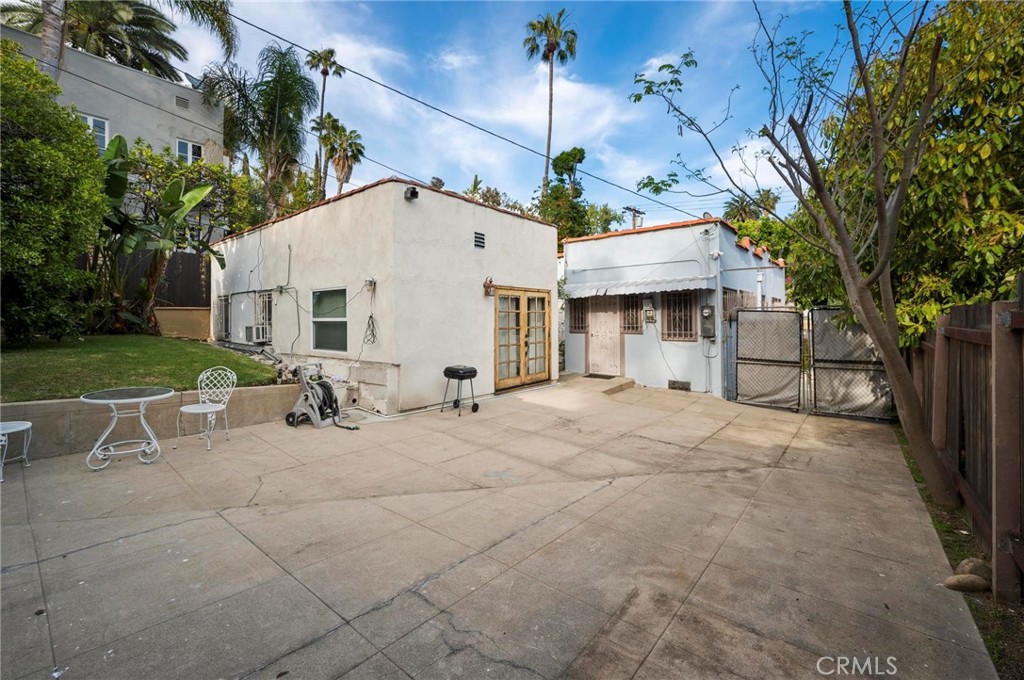 2263 Holly Drive