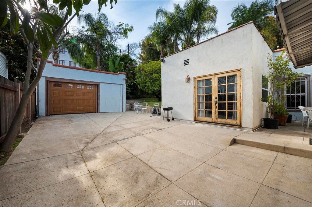 2263 Holly Drive