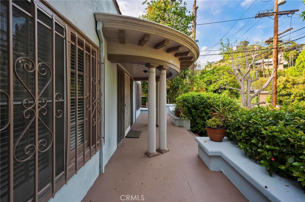 2263 Holly Drive