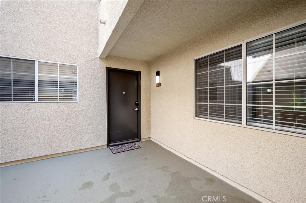 21550 Burbank Boulevard 117