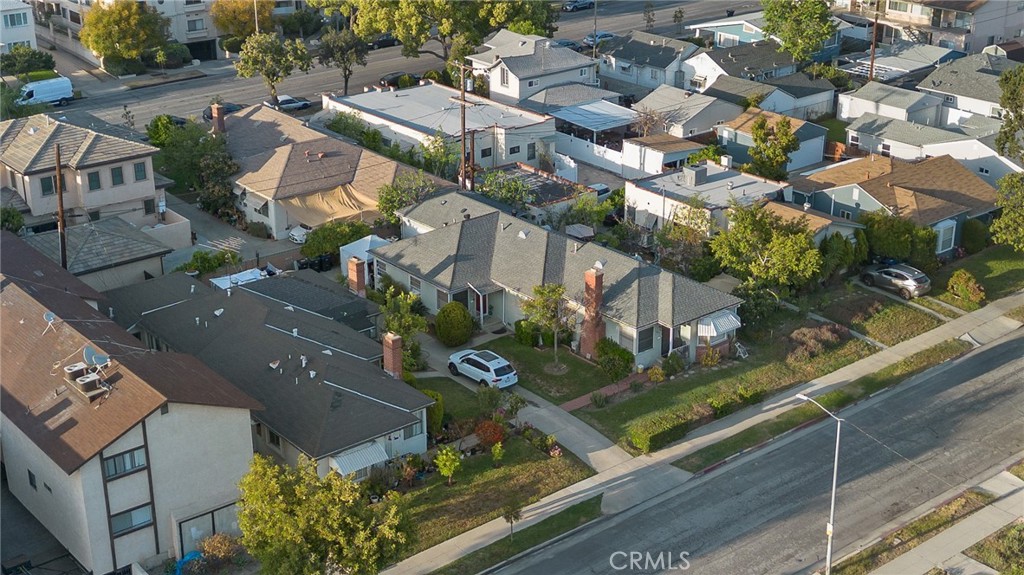 1313 Carlton Drive
