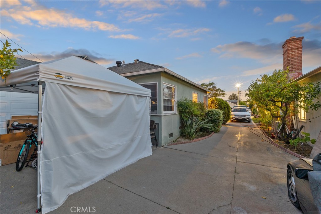 1313 Carlton Drive