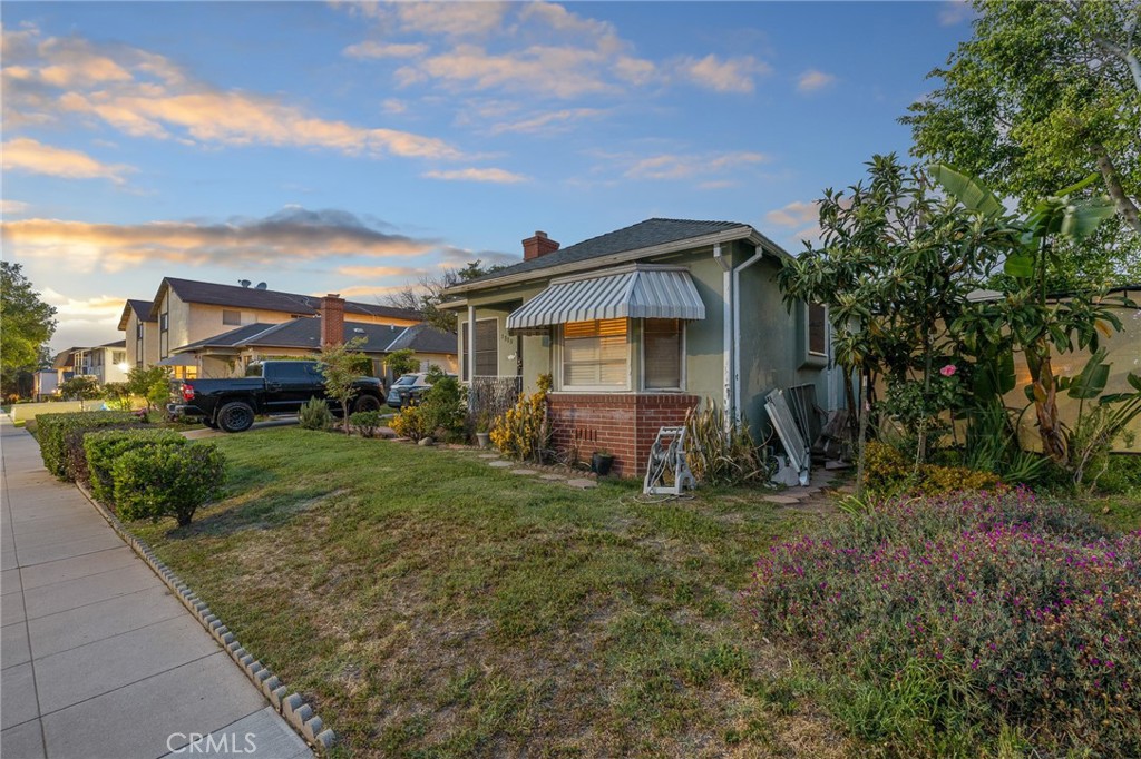 1313 Carlton Drive