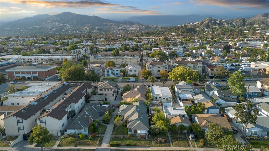 1313 Carlton Drive