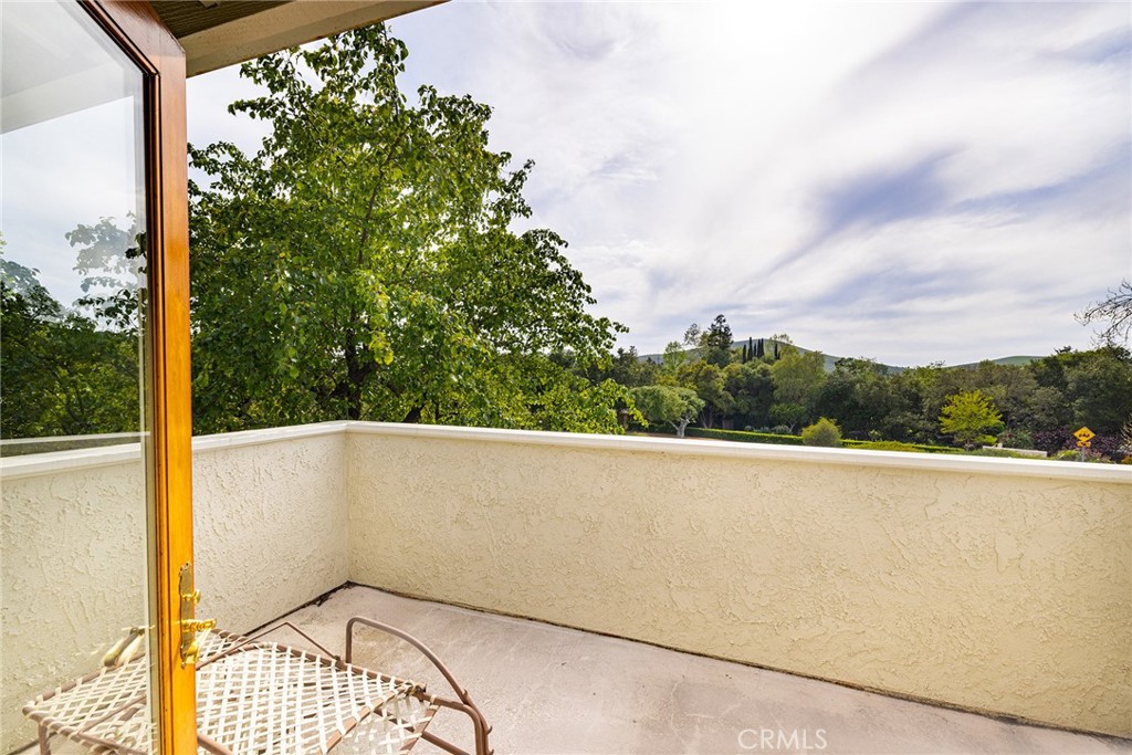 1709 Royal Saint George Drive