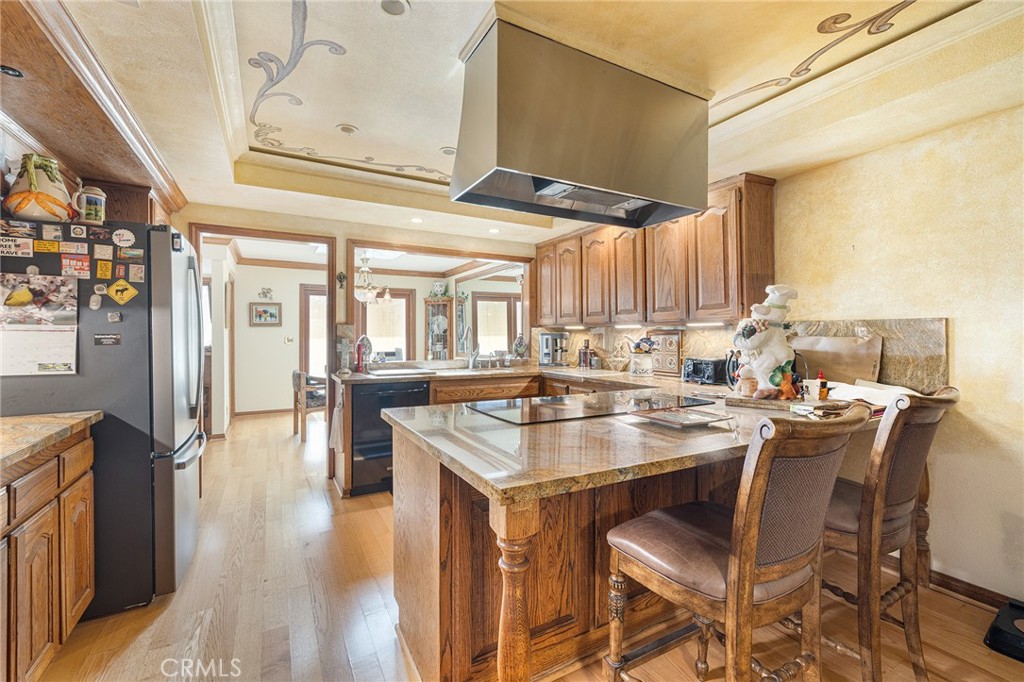 1709 Royal Saint George Drive