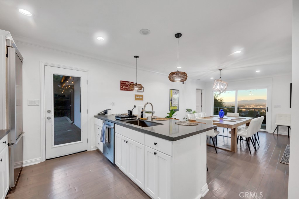 3201 Bonnie Hill Drive