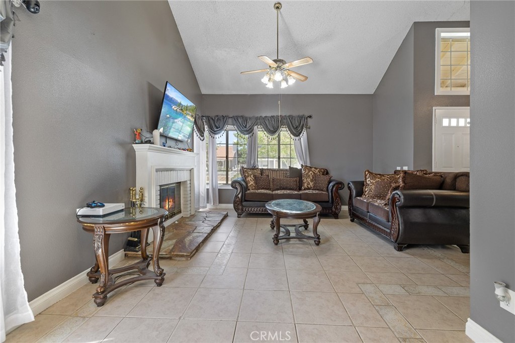 37476 Cambridge Lane