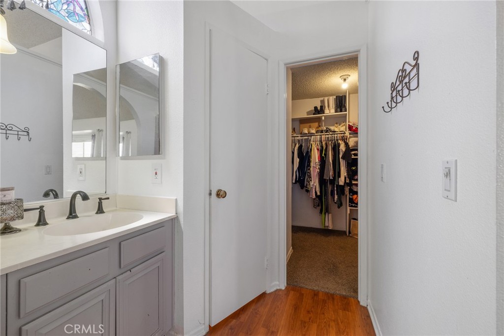 37476 Cambridge Lane