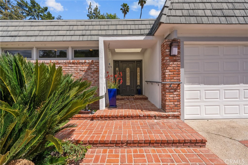 17034 Escalon Drive