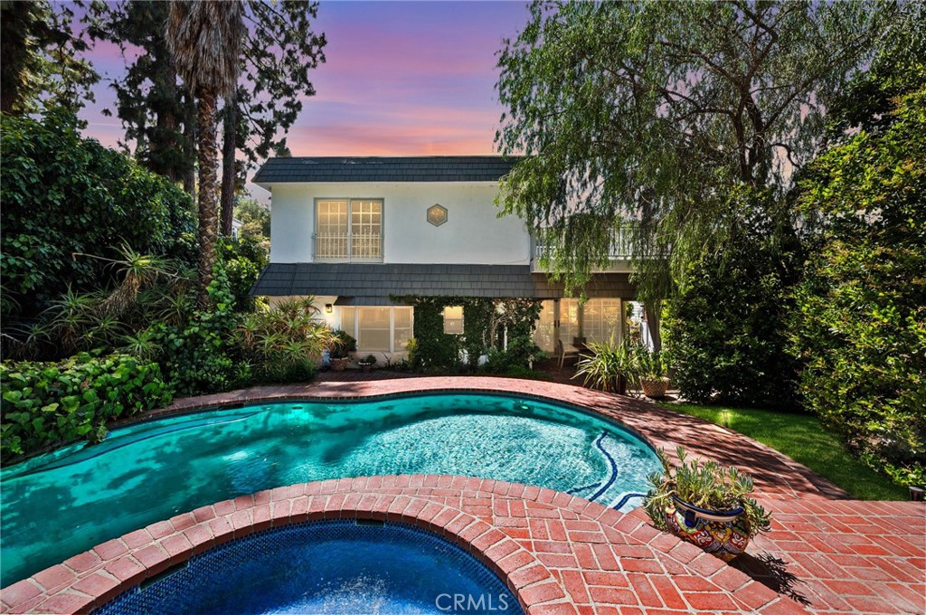 17034 Escalon Drive