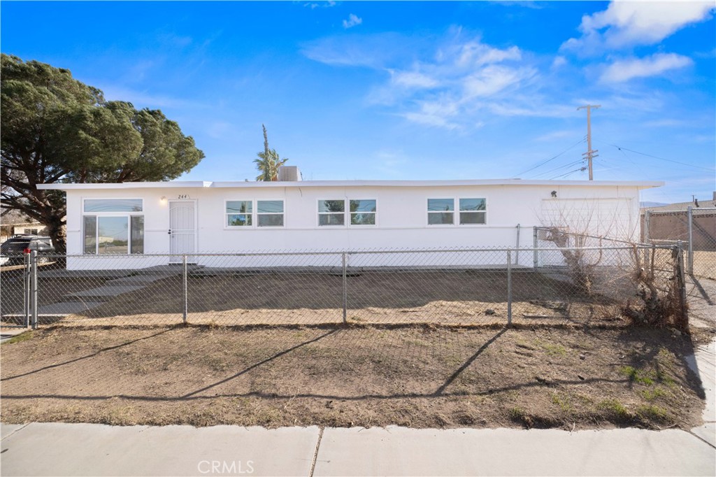 244 E Avenue Q