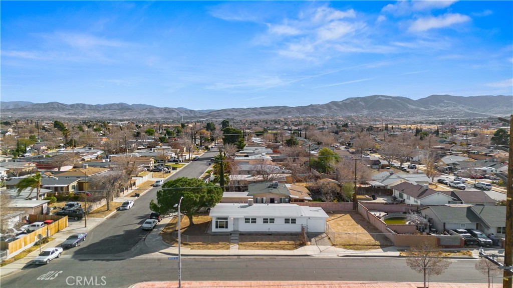244 E Avenue Q