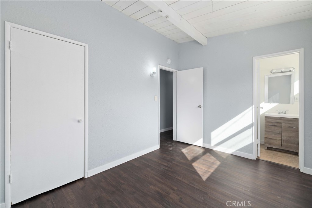 244 E Avenue Q