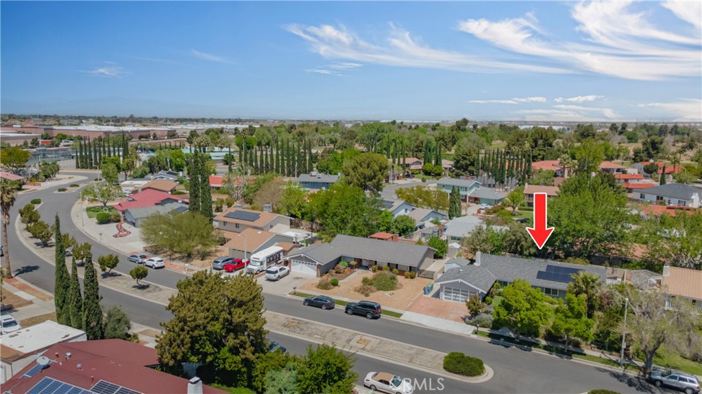 39718 Country Club Drive