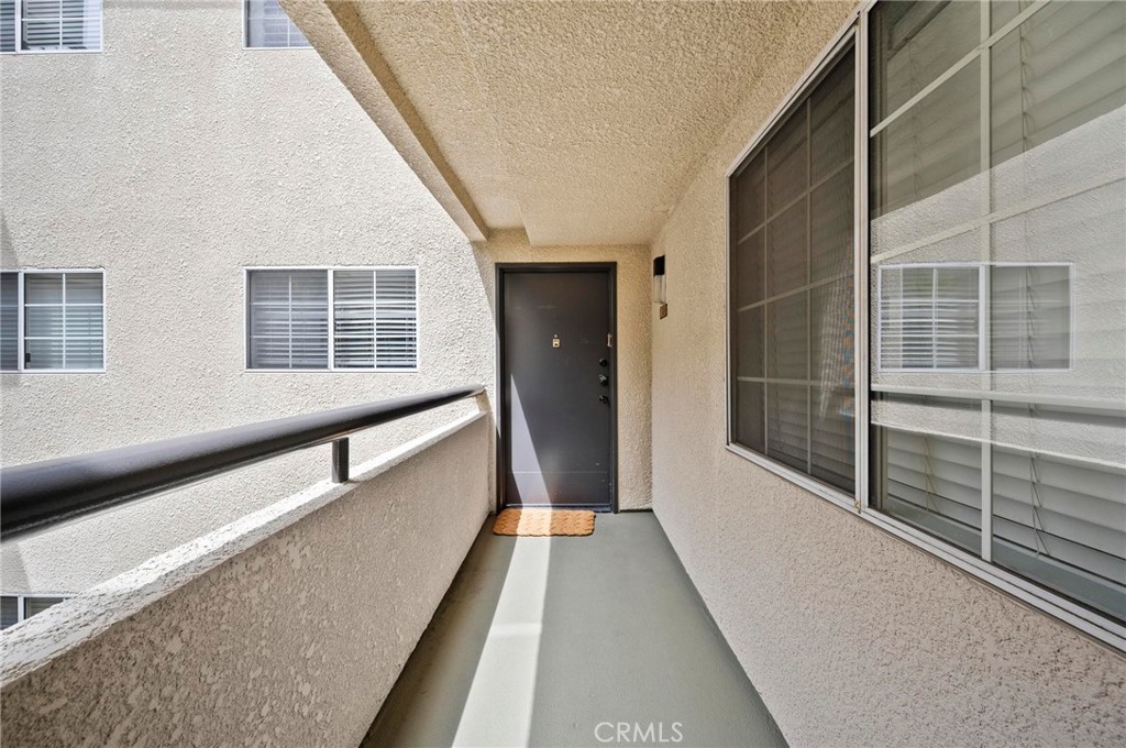 21400 Burbank Boulevard 220