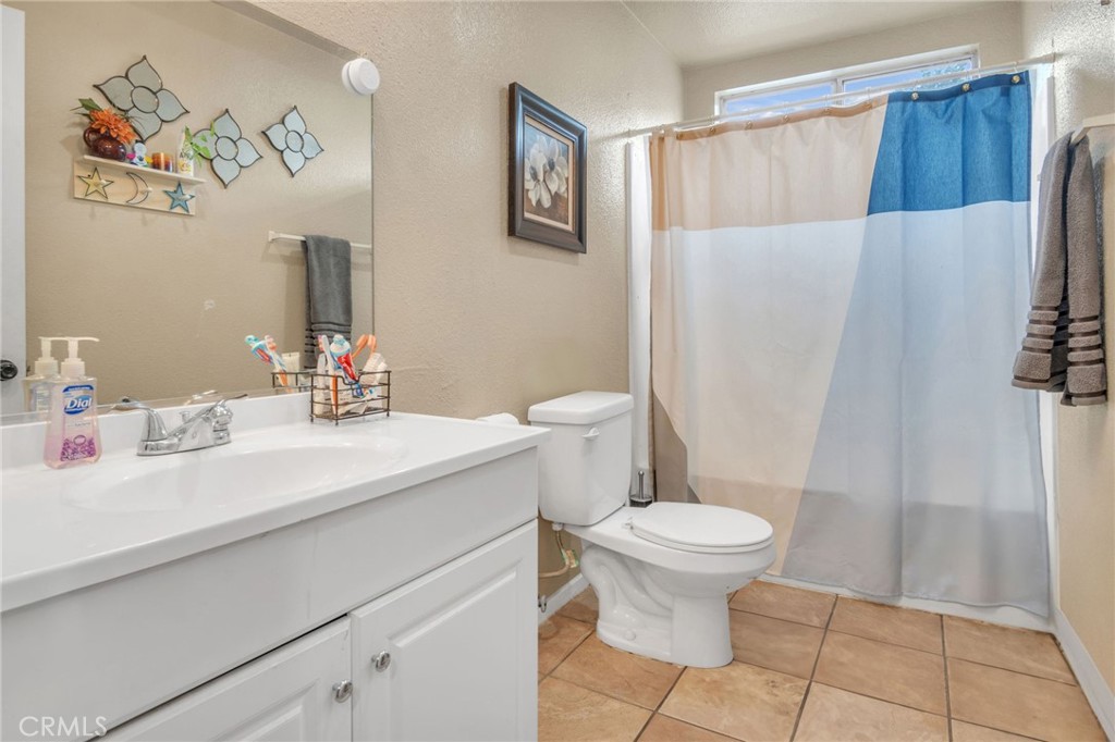 1925 Glenoaks Blvd Unit #100