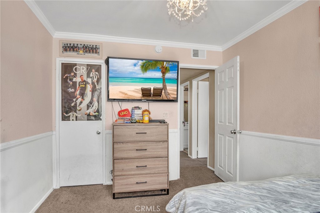 1925 Glenoaks Blvd Unit #100