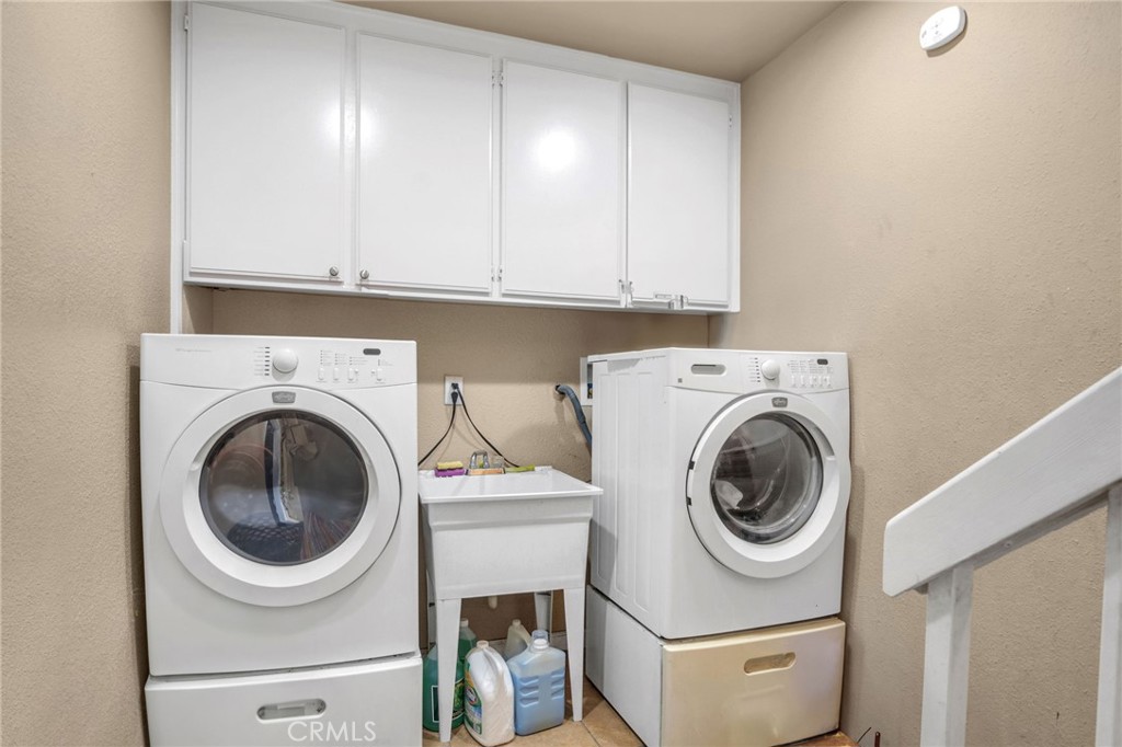 1925 Glenoaks Blvd Unit #100