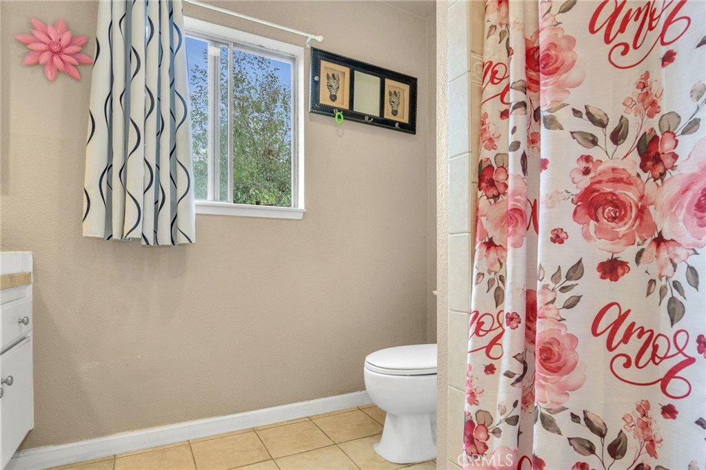 1925 Glenoaks Blvd Unit #100