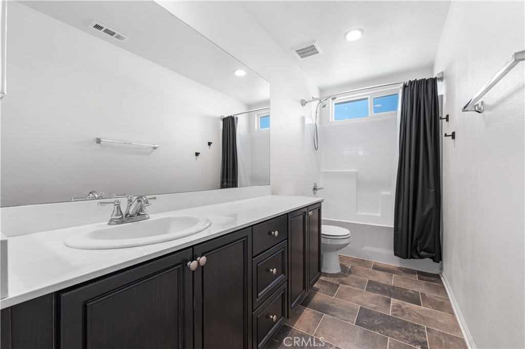 2436 Lugar Bonito Court