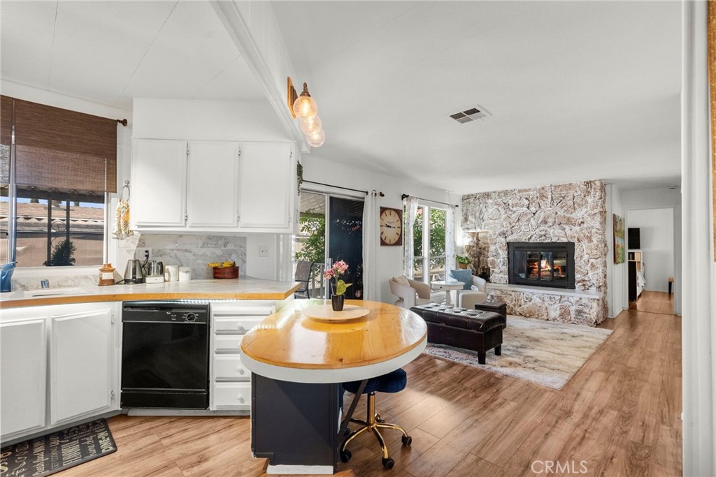 31212 Lakehills Rd 24