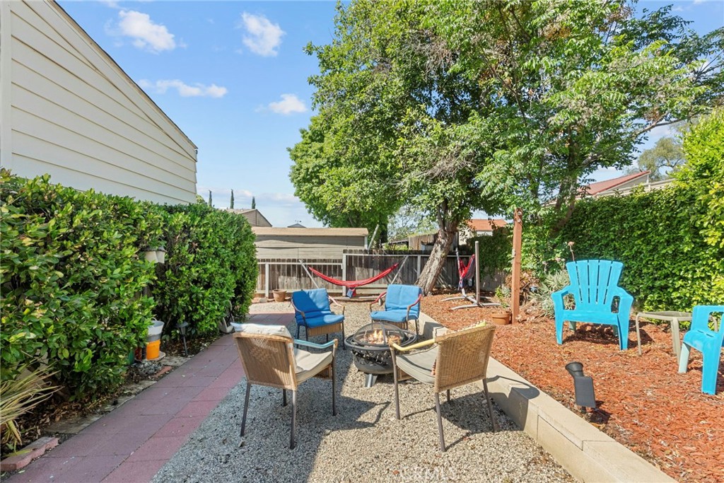 31212 Lakehills Rd 24