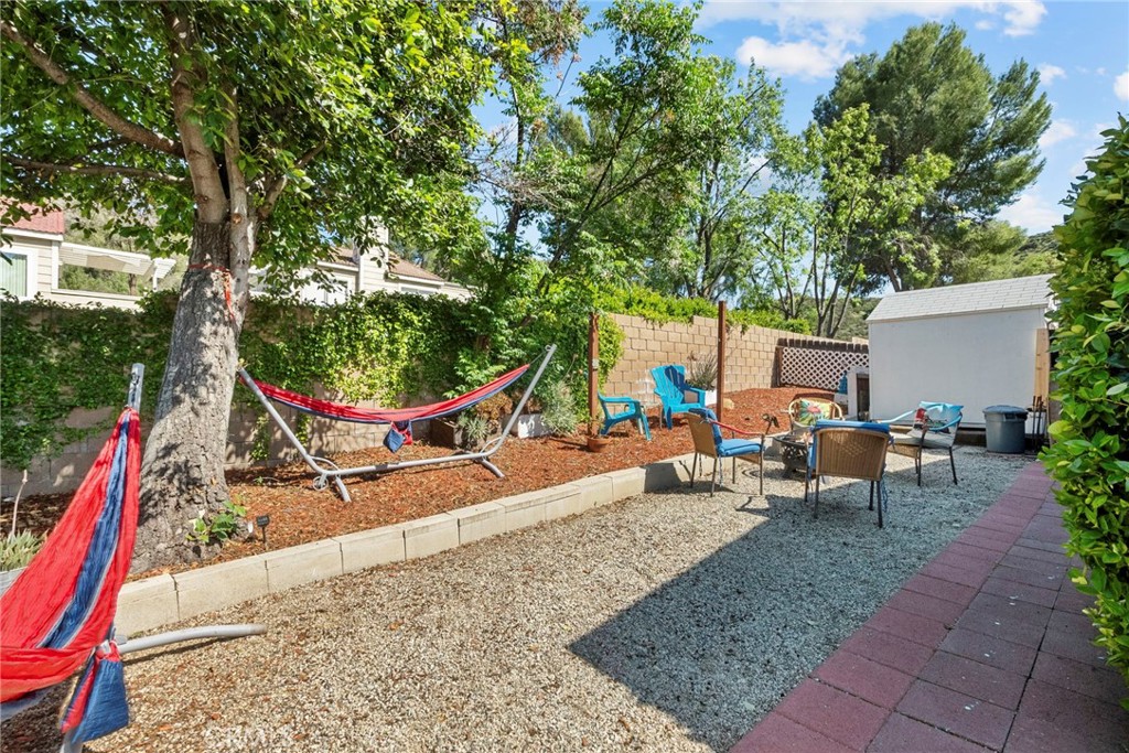 31212 Lakehills Rd 24