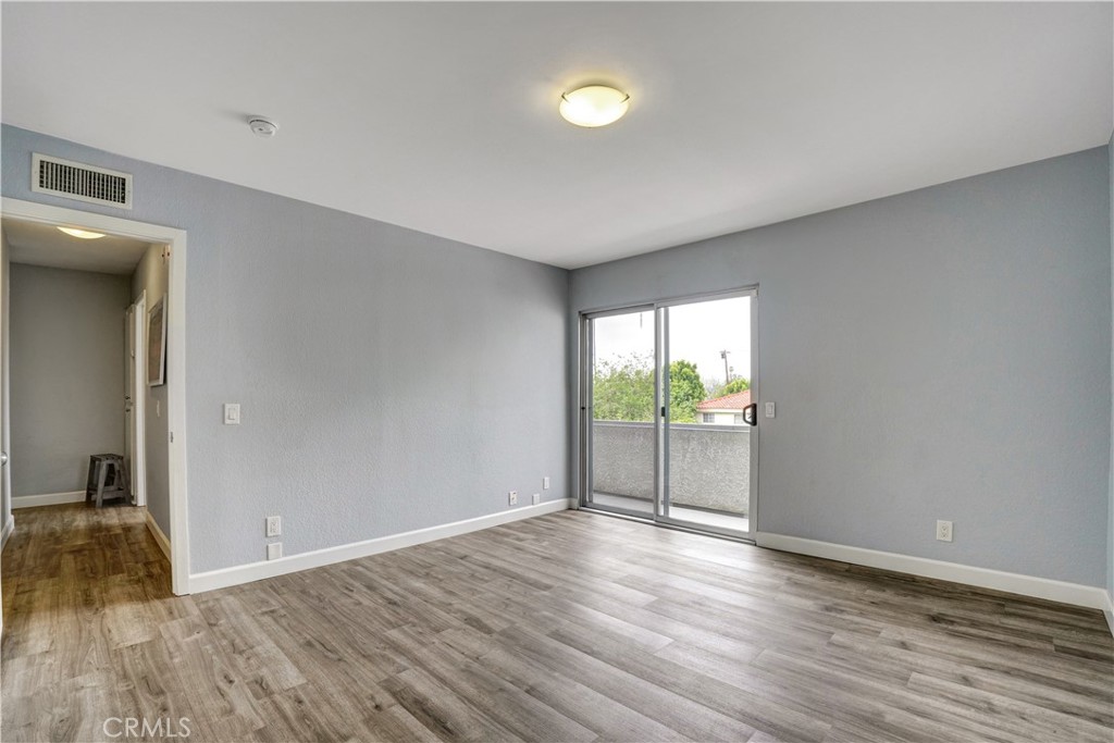 20155 Keswick Street 209