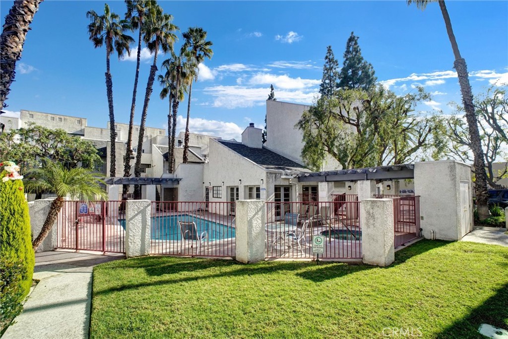 20155 Keswick Street 209