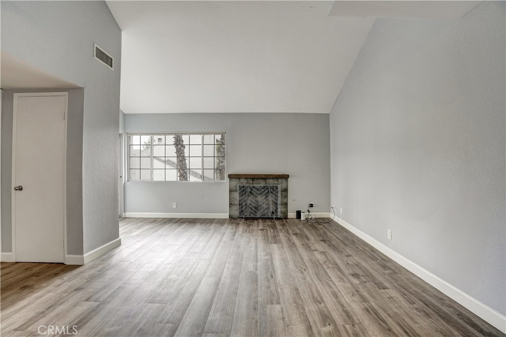 20155 Keswick Street 209