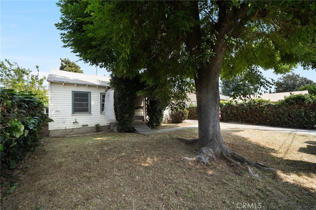 4346 Cypress Avenue