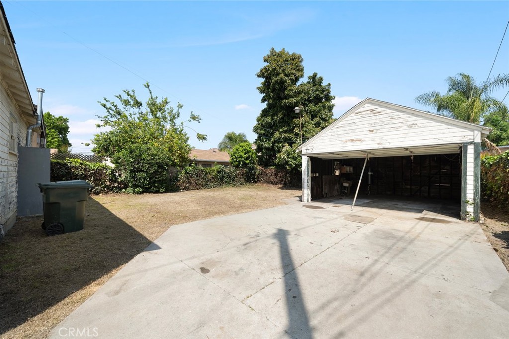 4346 Cypress Avenue