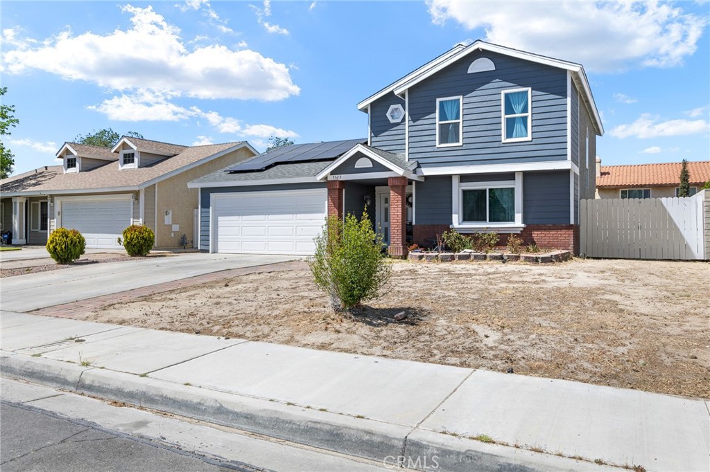 5323 E Avenue R11