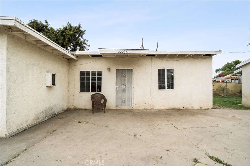 1009 E Peck Street