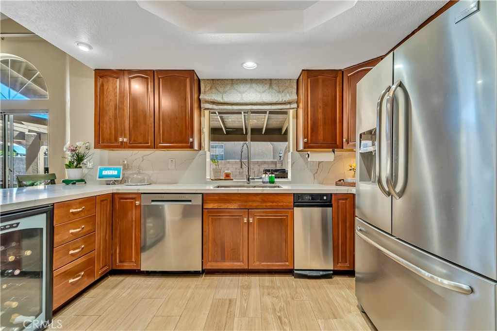 41544 Sandalwood Place