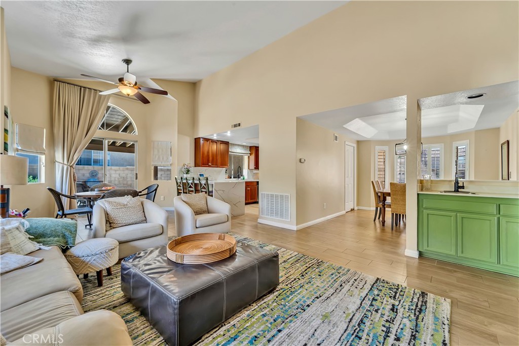 41544 Sandalwood Place