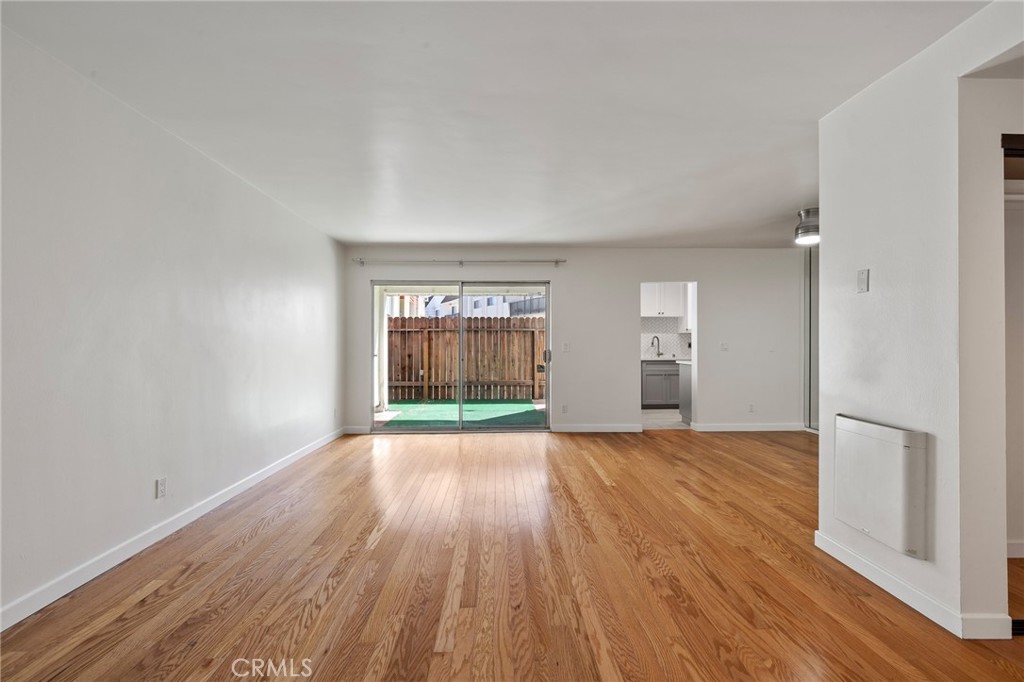 5674 Windsor Way 109