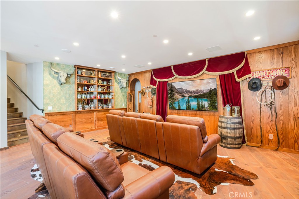 6451 Chesebro Road