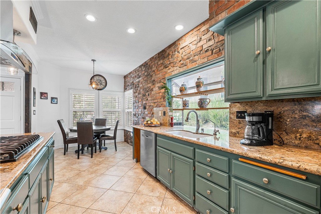 28314 Easton Lane
