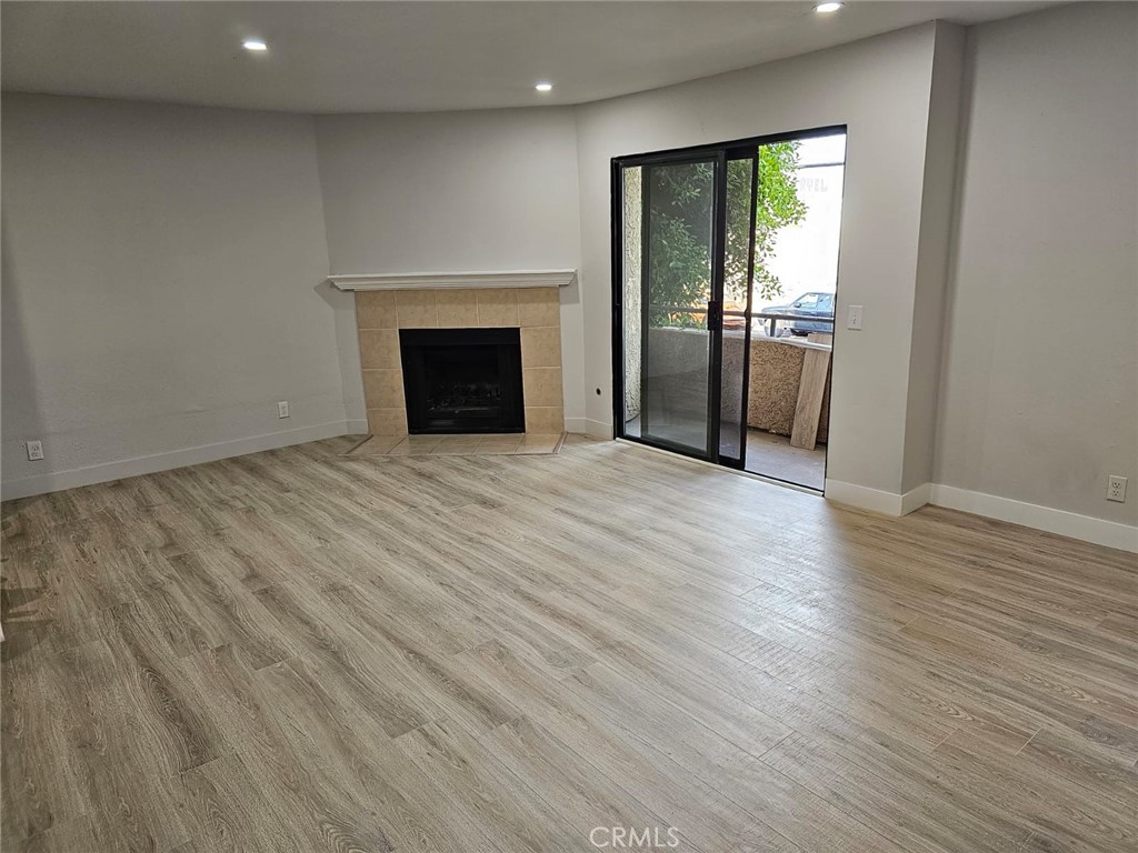 8331 Cedros Avenue 14