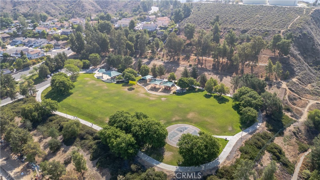 27573 Santa Clarita Road