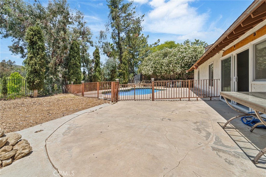 4005 Joelton Drive