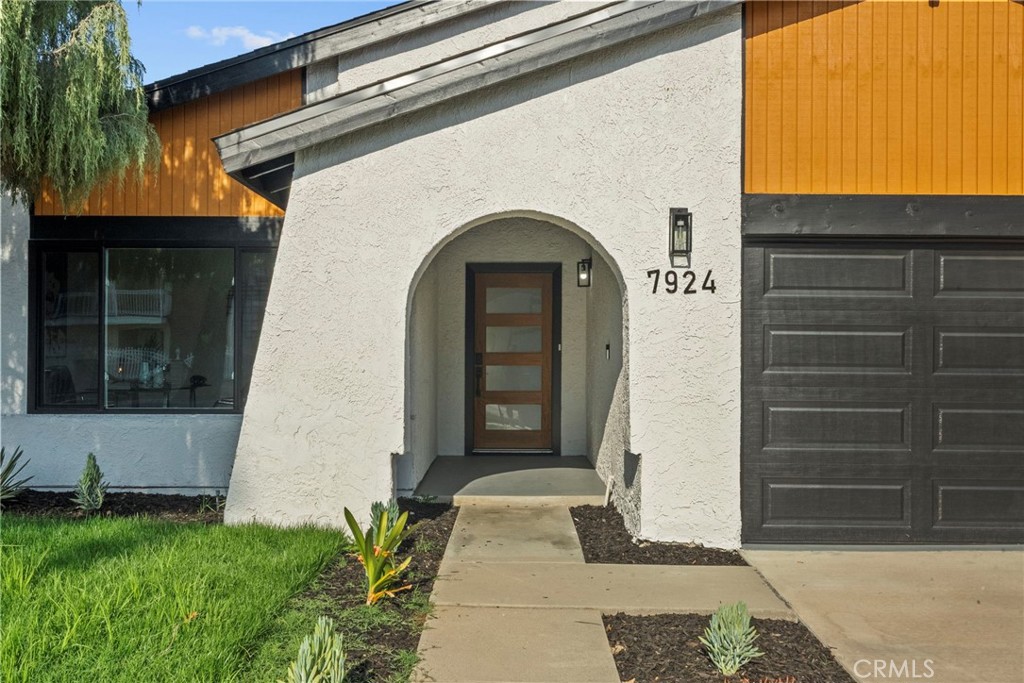 7924 Oso Avenue