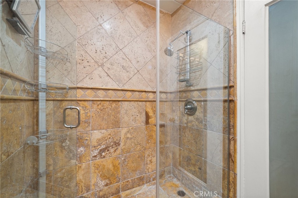 950 N Kings Road 160