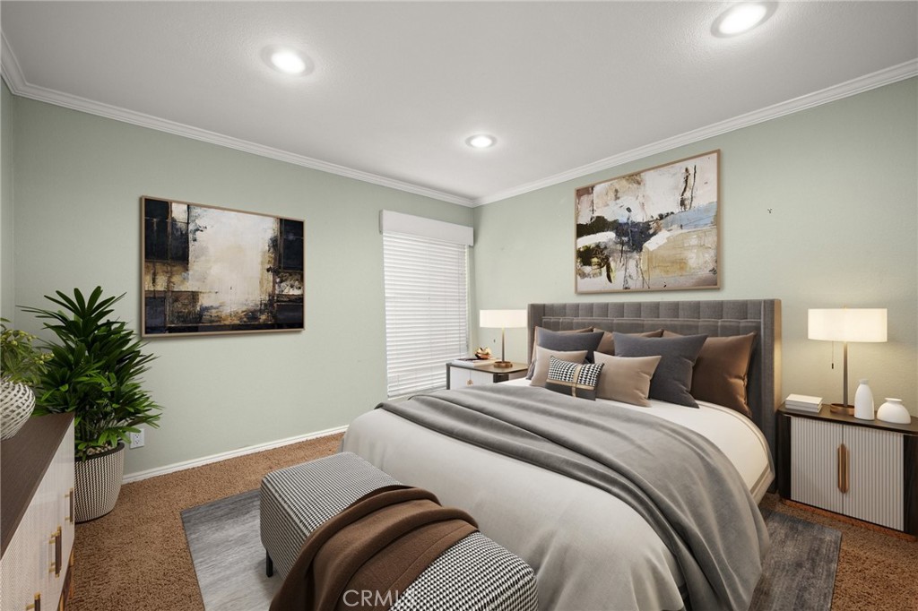 950 N Kings Road 160