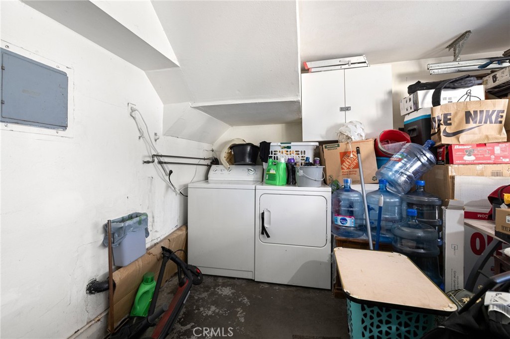 14520 Plummer St. 21