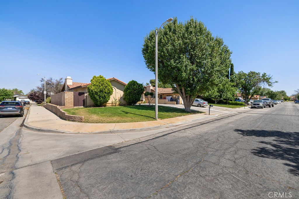 44668 13th Street E