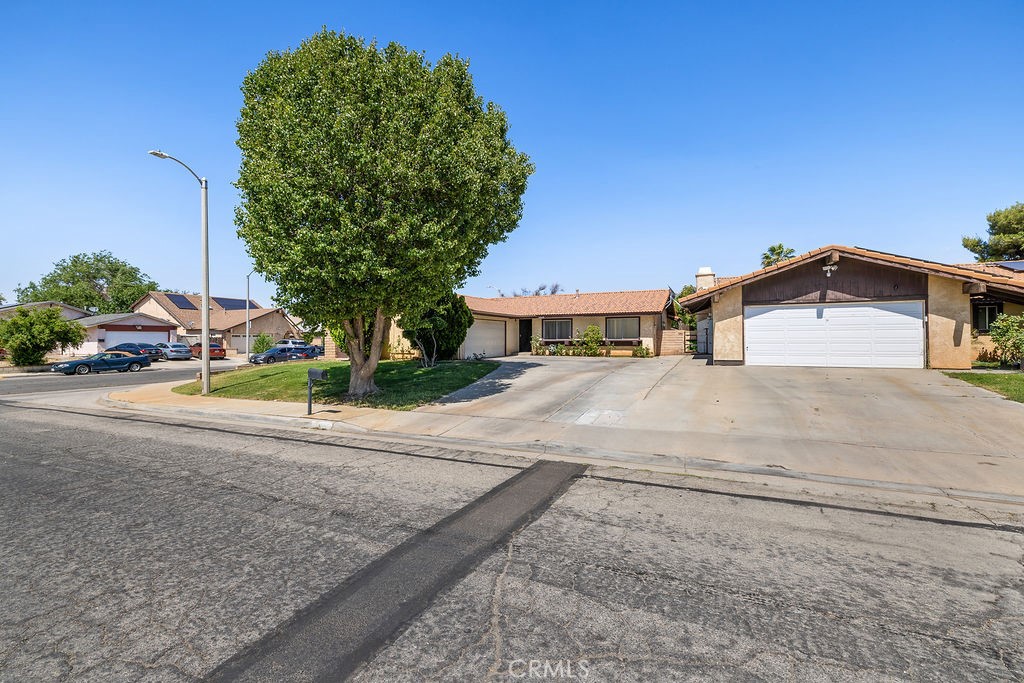 44668 13th Street E