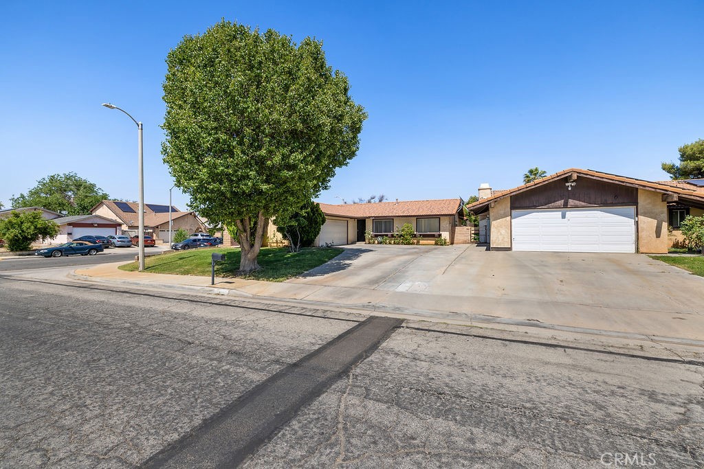 44668 13th Street E